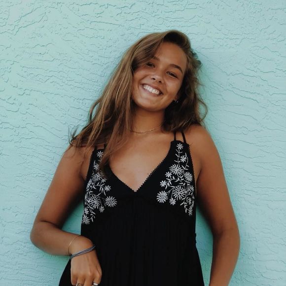 Meet your Posher, Casey - Picture 1 of 1